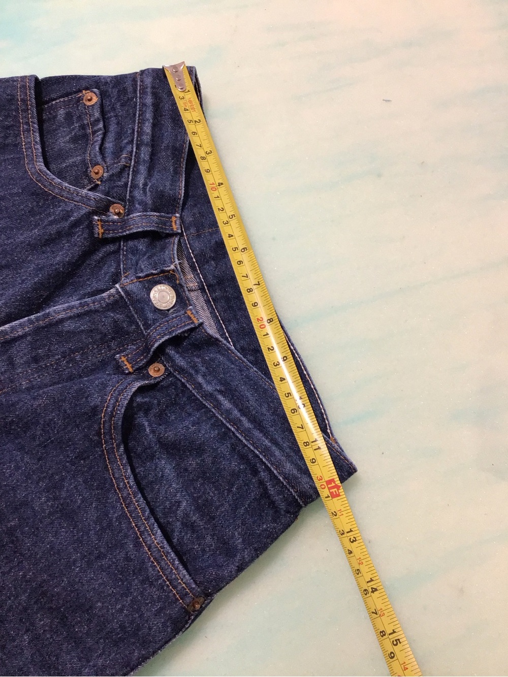 Vintage 1983 Levi’s 501 Women Dark Wash Jeans 26x32 7M Red Care Tag Made in USA - Picture 14 of 15